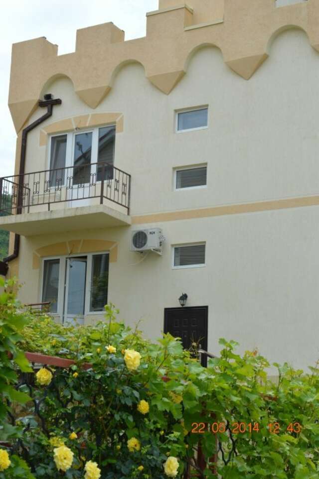 Гостевой дом Четыре Лилии Сукко-7